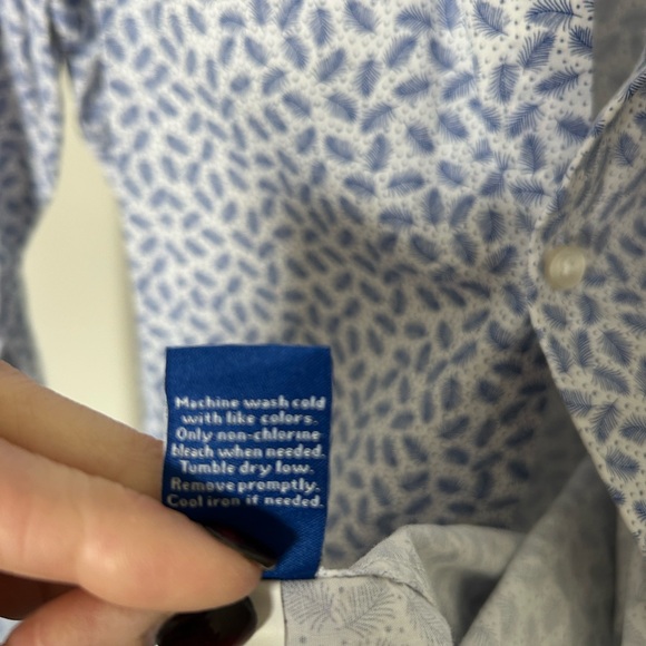 Apt. 9 White and Blue Leaf Print Shirt - Picture 3 of 6